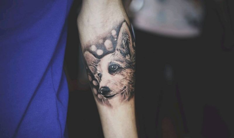 朋友爱宠纹身图片_手臂纹身图案