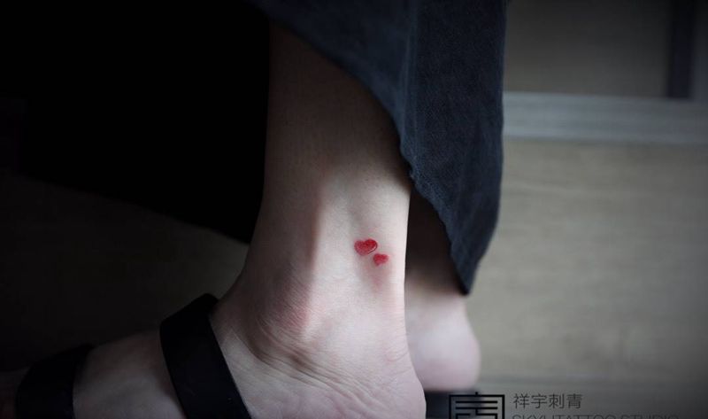 小清新纹身图片_脚部水彩纹身图案