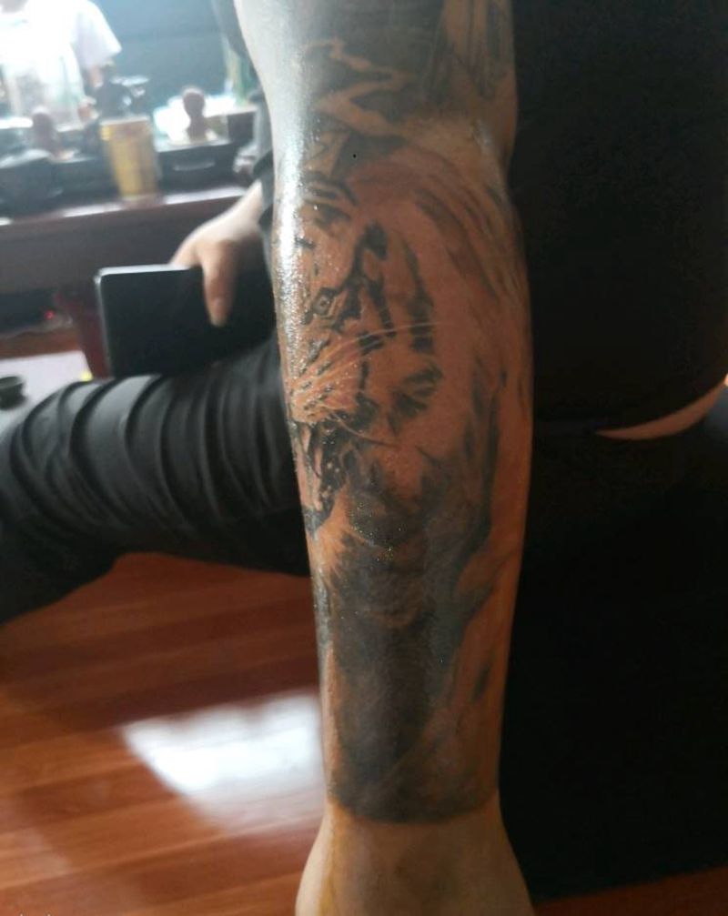 东北猫纹身图片_水彩纹身图案