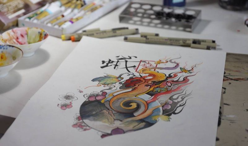 定制手稿纹身图片_腰部新传统飞蛾纹身图案