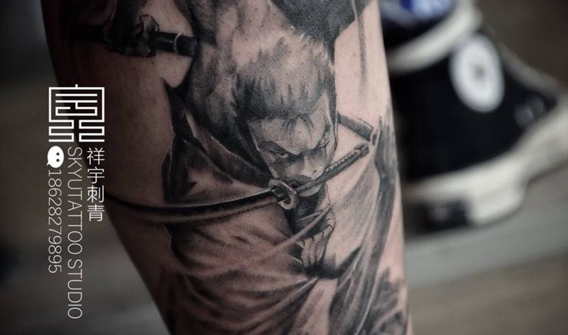 海贼王•索隆纹身图片_腿部索隆海贼王纹身图案