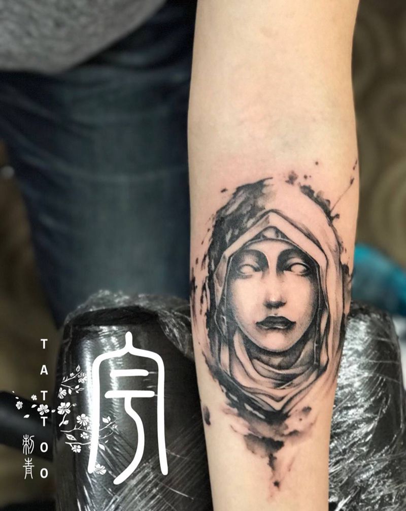 欧美创意黑灰纹身图片_成品手部欧美写实人物原创纹身图案