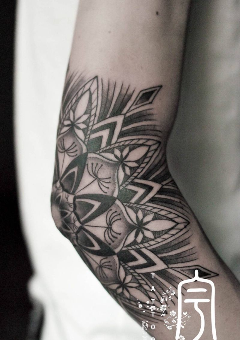 梵花纹身图片_成品手臂宗教图腾纹身图案