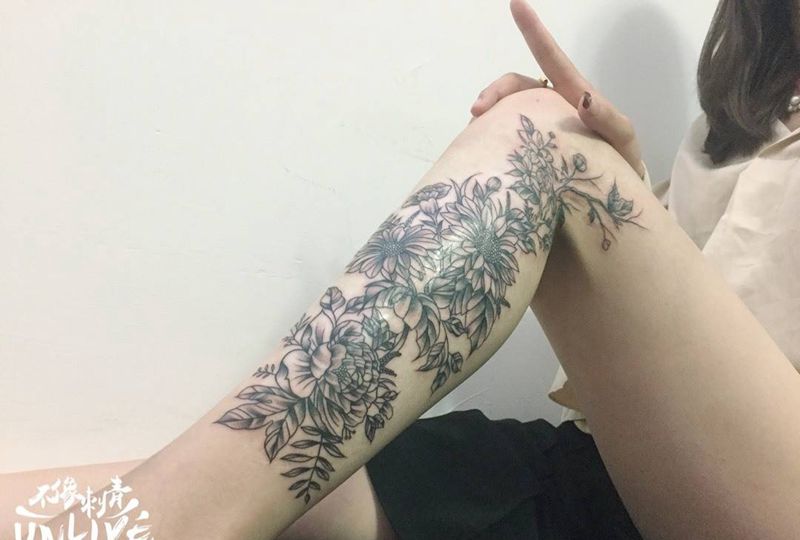 遮盖纹身图片_成品腿部欧美清新植物线条点刺遮盖纹身图案