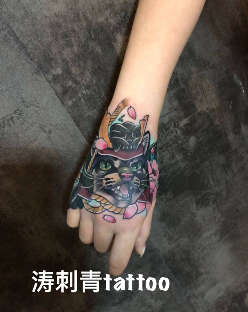 newschool纹身图片_手部New School纹身图案