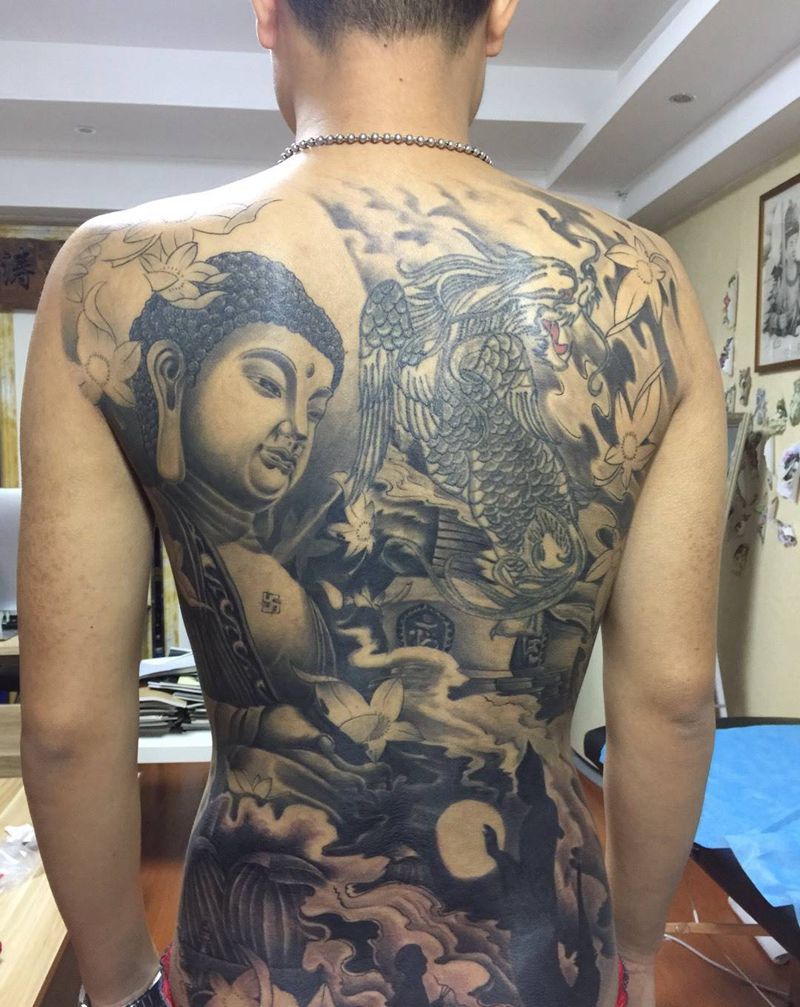 修改添加纹身图片_成品背部传统宗教纹身图案