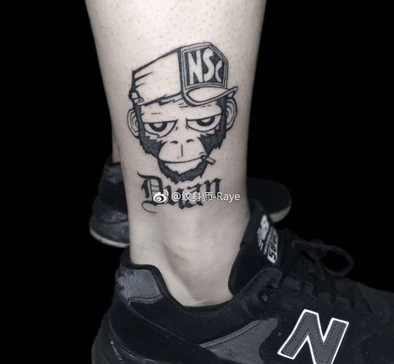 小猴子纹身图片_成品腿部欧美清新动物纹身图案