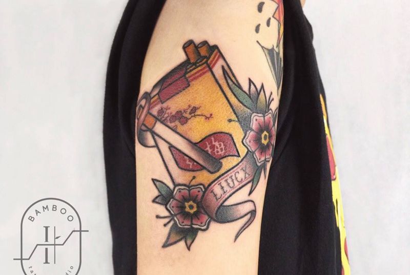 红梅烟纹身图片_成品手臂手部欧美传统静物原创纹身图案