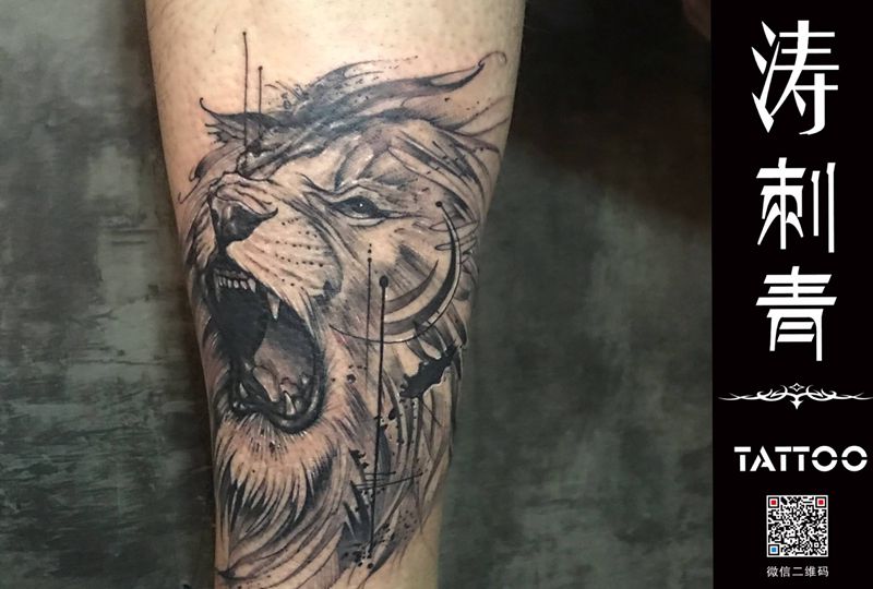 狮子纹身图片_腿部纹身图案