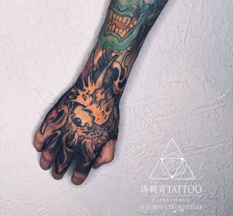 手背纹身图片_新传统纹身图案