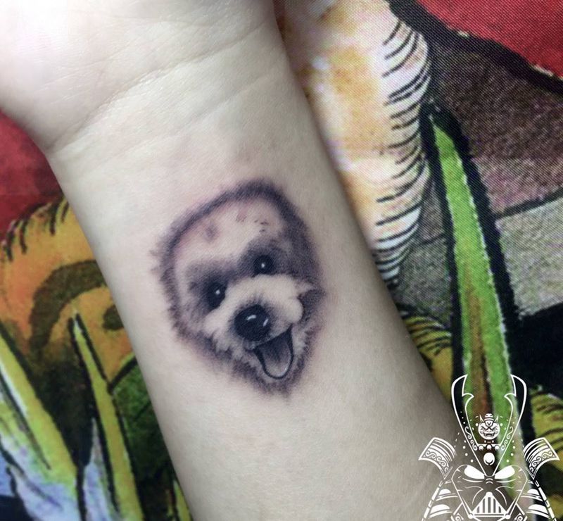 比熊纹身图片_成品手部肖像动物纹身图案