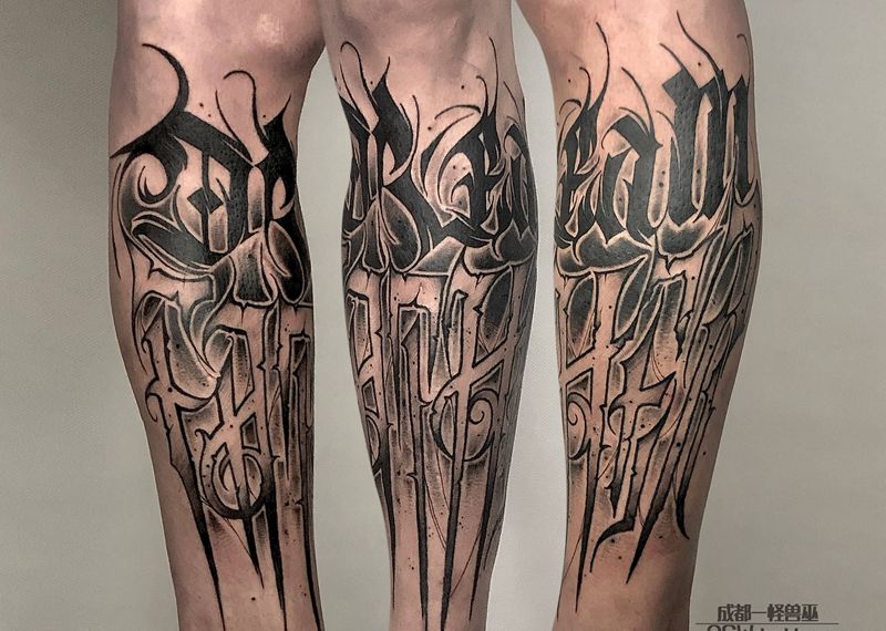 奇卡诺纹身图片_腿部花体字纹身图案