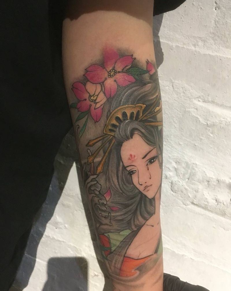 艺伎遮盖割腕疤痕纹身图片