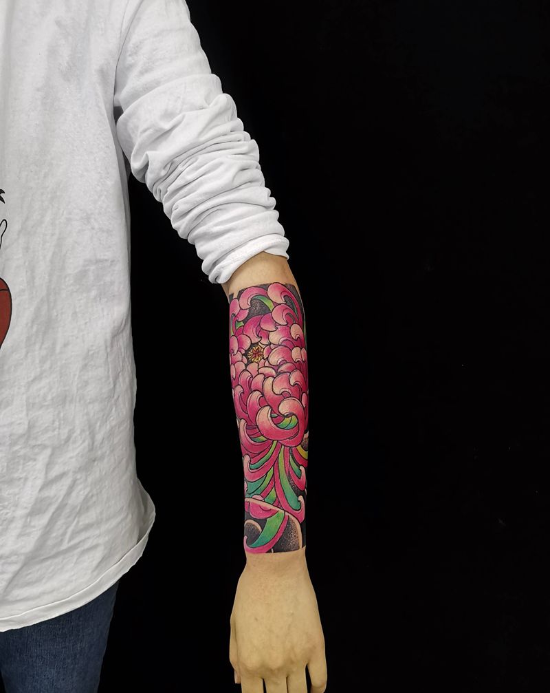 菊花纹身图片_手臂手部新传统老传统纹身图案