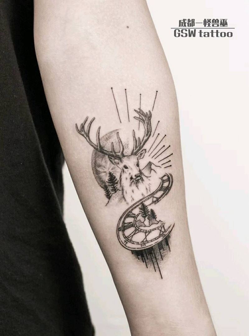 鹿纹身图片