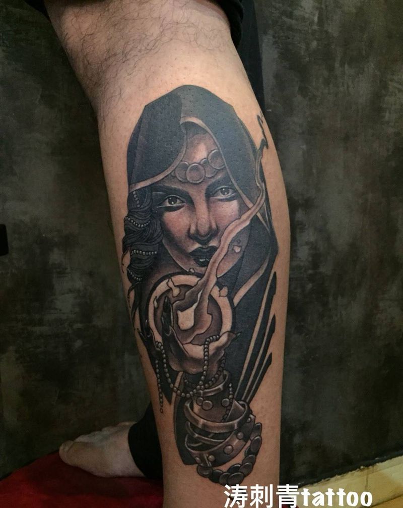 欧美纹身图片_腿部纹身图案