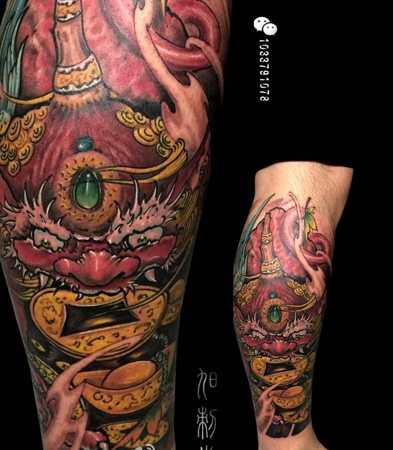 小腿金蟾纹身图片_成品腿部传统金蟾纹身图案