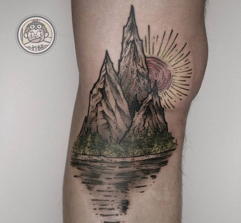 山水纹身图片_腿部New School纹身图案