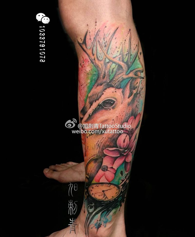 小腿麋鹿纹身图片_成品腿部麋鹿泼墨纹身图案