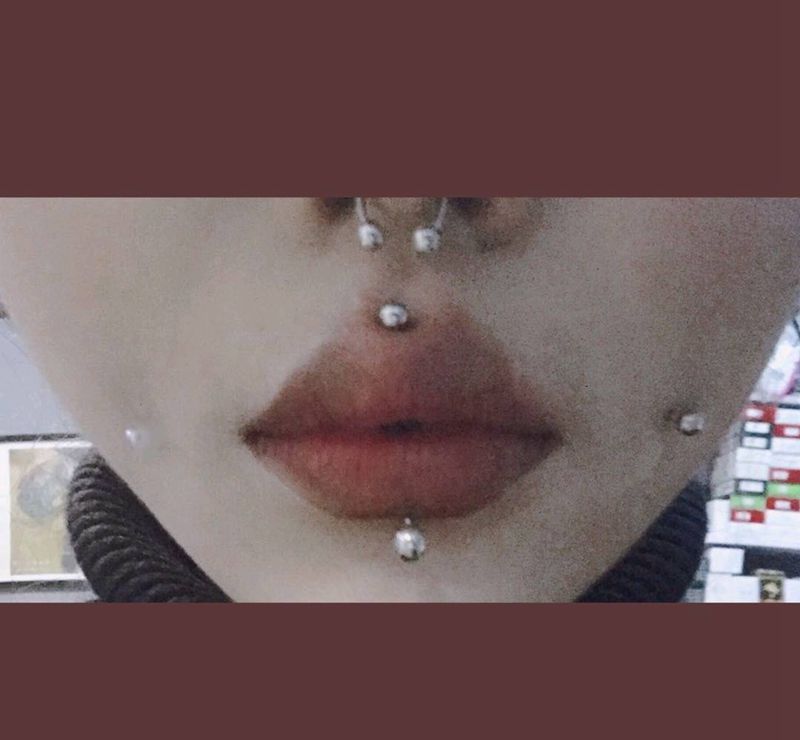 各种钉纹身图片_天台盘古盘古脏辫唇钉成品纹身图案