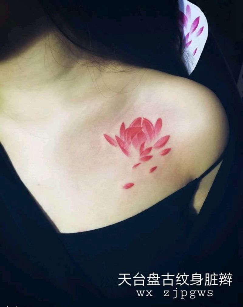 花纹身图片_胸部欧美传统植物天台盘古盘古脏辫唇钉成品纹身图案