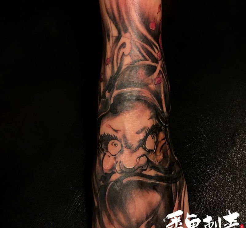 达摩蛋纹身图片