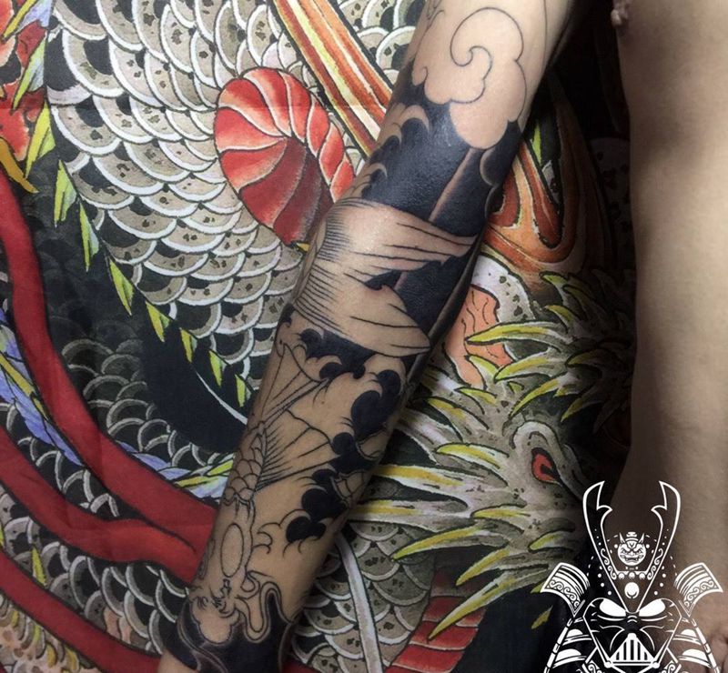 花臂纹身图片_成品手臂传统动物纹身图案