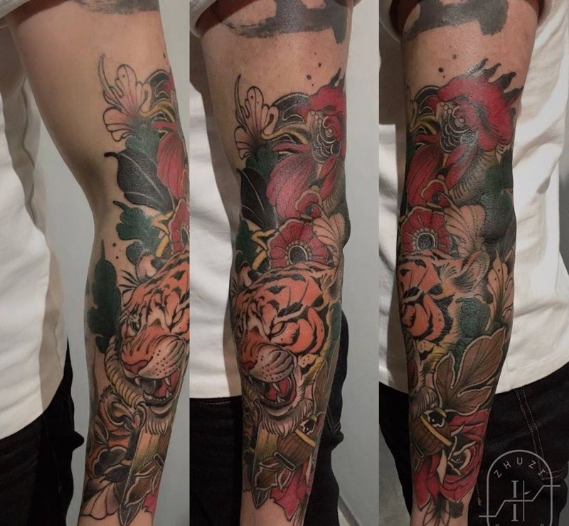 老虎与鸡纹身图片_手臂手部New School老虎鸡纹身图案