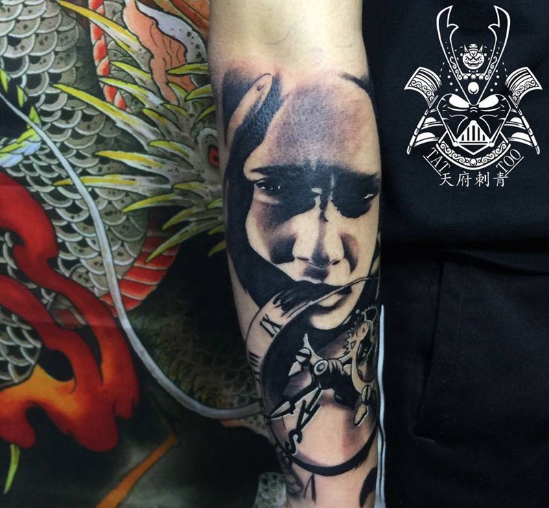 欧美风格拼花臂纹身图片_成品手臂欧美人物纹身图案