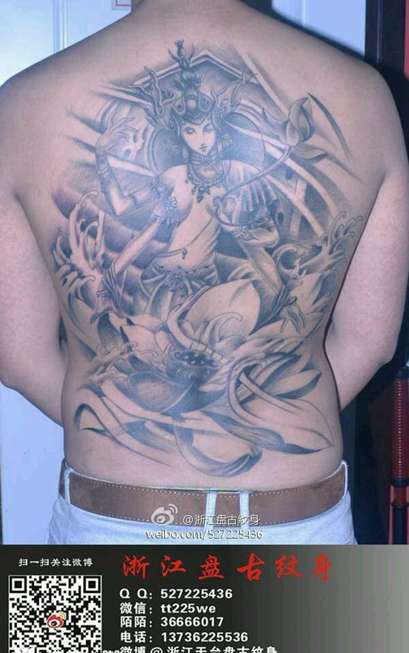 满背渡母纹身图片_背部成品纹身图案