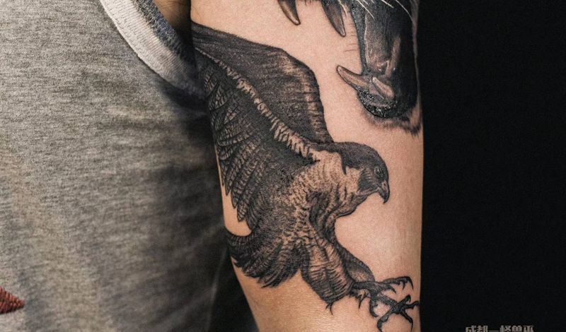 写实纹身图片_手臂纹身图案