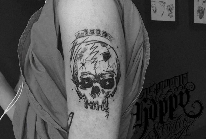 原创骷髅纹身图片_手臂手部New School纹身图案