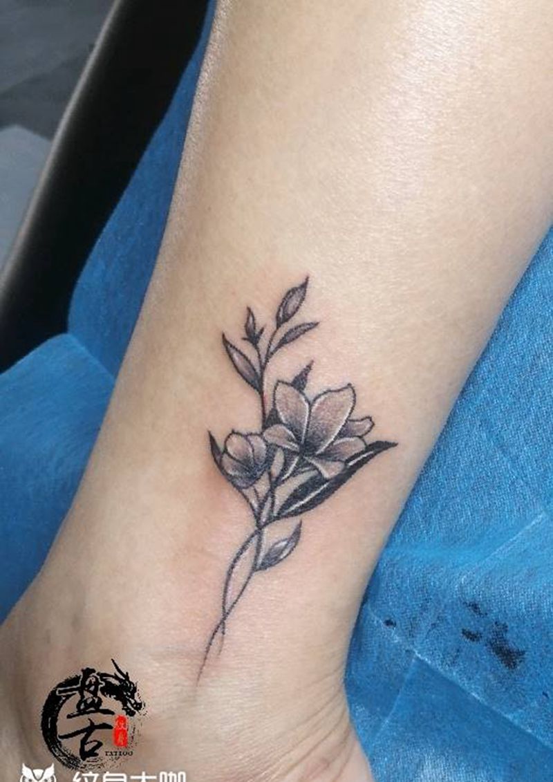 脚踝小纹身纹身图片_脚部纹身图案