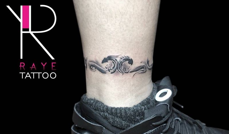 情侣紧箍咒纹身图片_腿部新传统水墨纹身图案