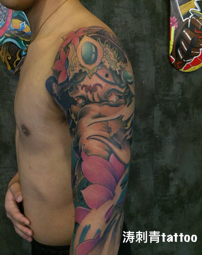 象神纹身图片_手臂新传统纹身图案