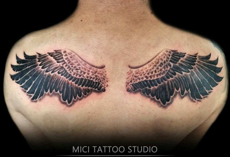 翅膀纹身图片