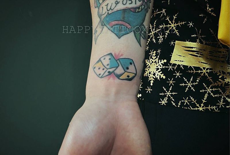 骰子纹身图片_手臂Old School纹身图案