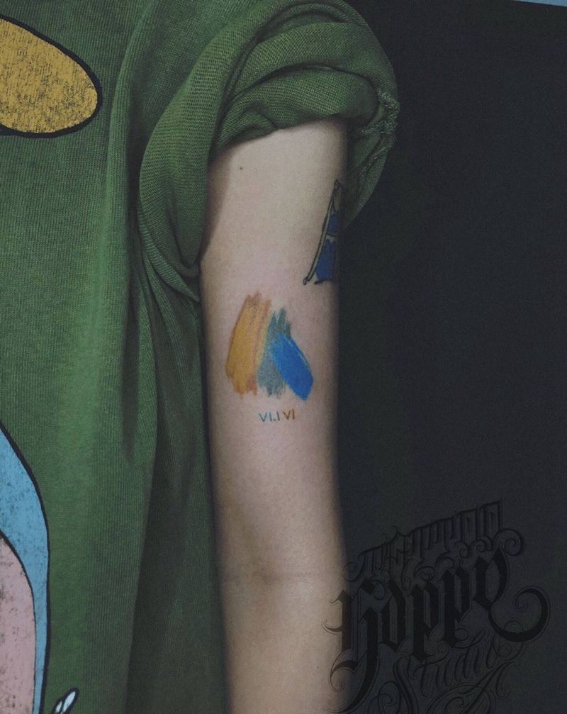 色彩艺术纹身图片_手部手臂水彩纹身图案