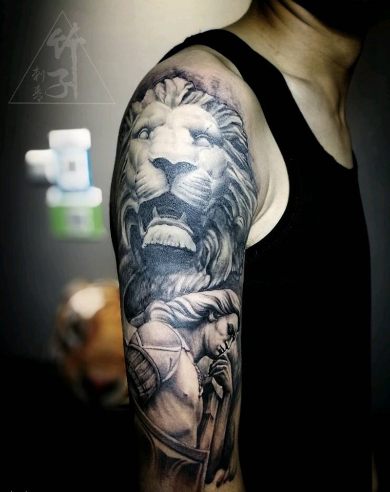 雕像石狮子和罗马勇士纹身图片_手臂手部欧美肖像写实动物人物原创成品纹身图案