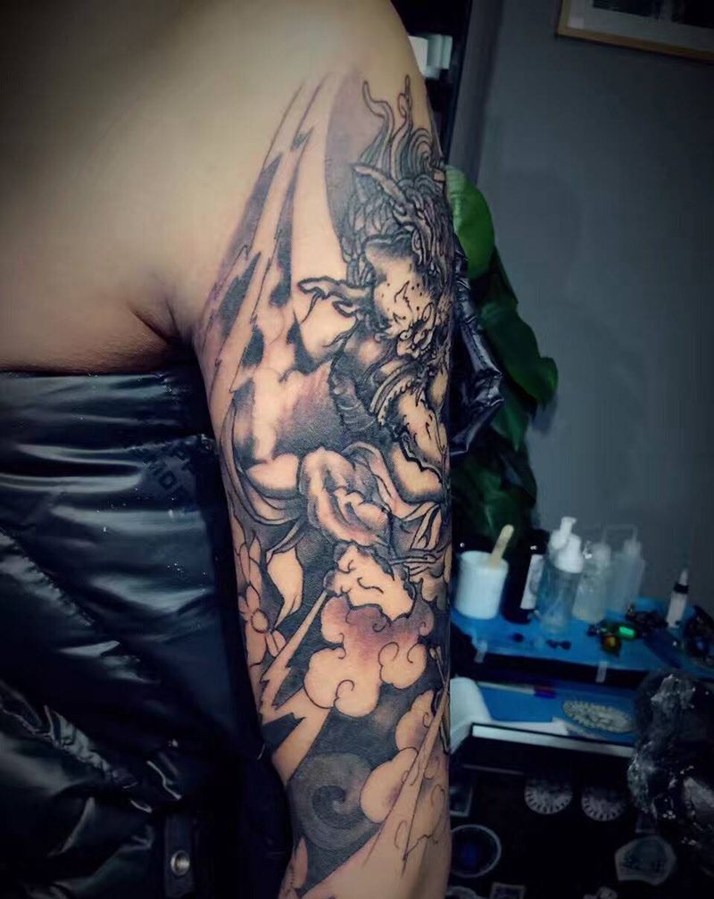 雷神纹身图片_成品手臂传统人物纹身图案