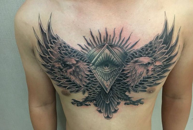 点刺暗黑花胸纹身图片