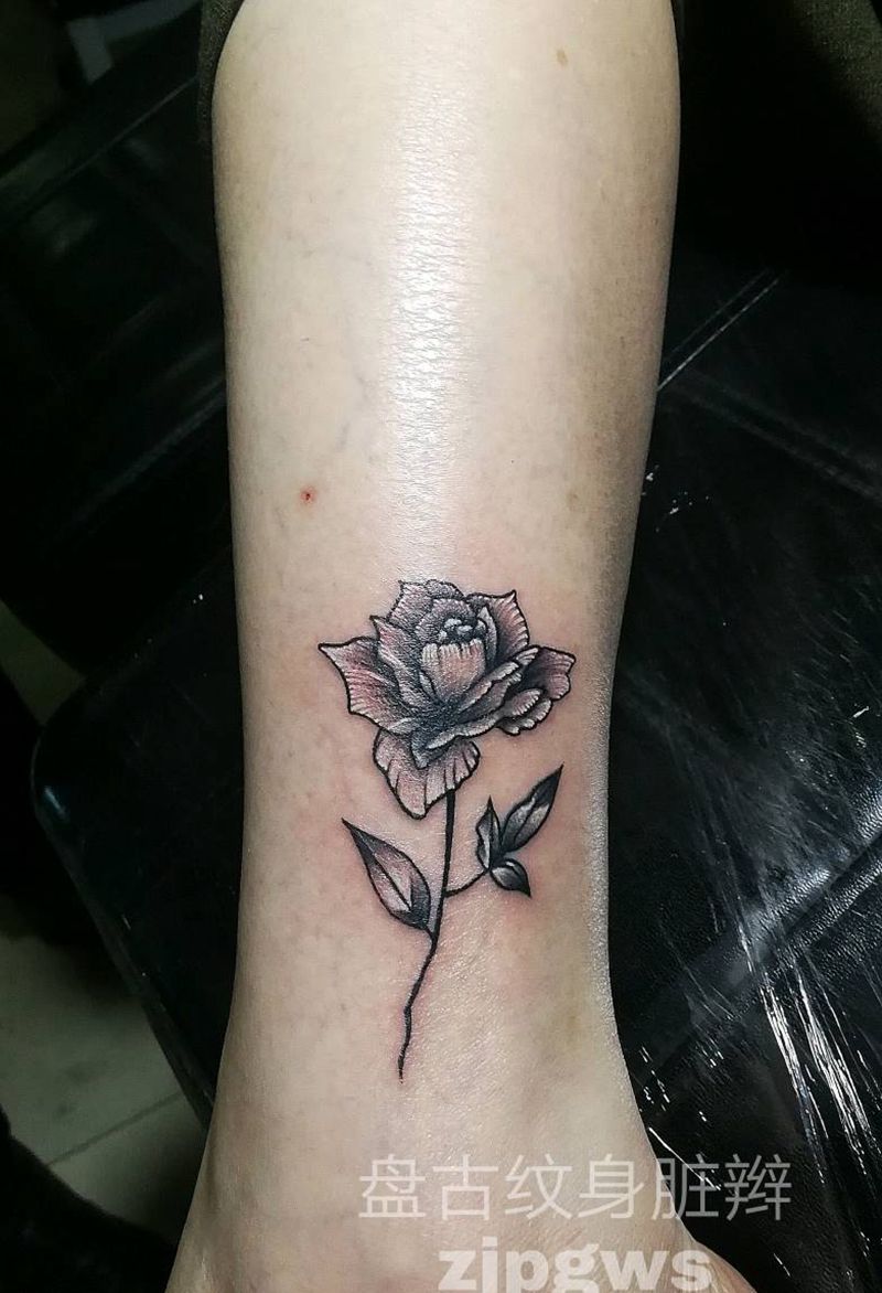 花纹身图片_脚部天台盘古盘古成品纹身图案