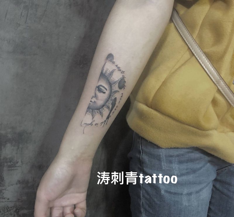 小清新纹身图片_手臂几何纹身图案