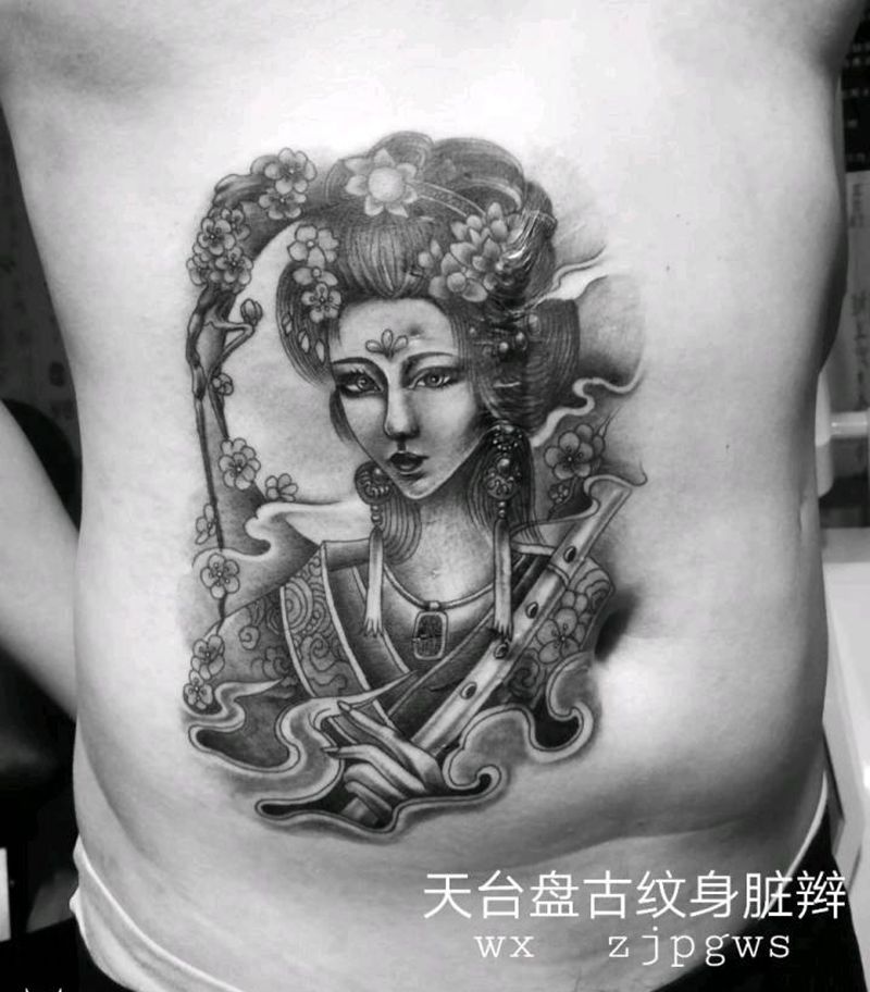 艺妓遮盖疤痕纹身图片_腹部欧美传统肖像人物天台盘古盘古脏辫唇钉成品纹身图案