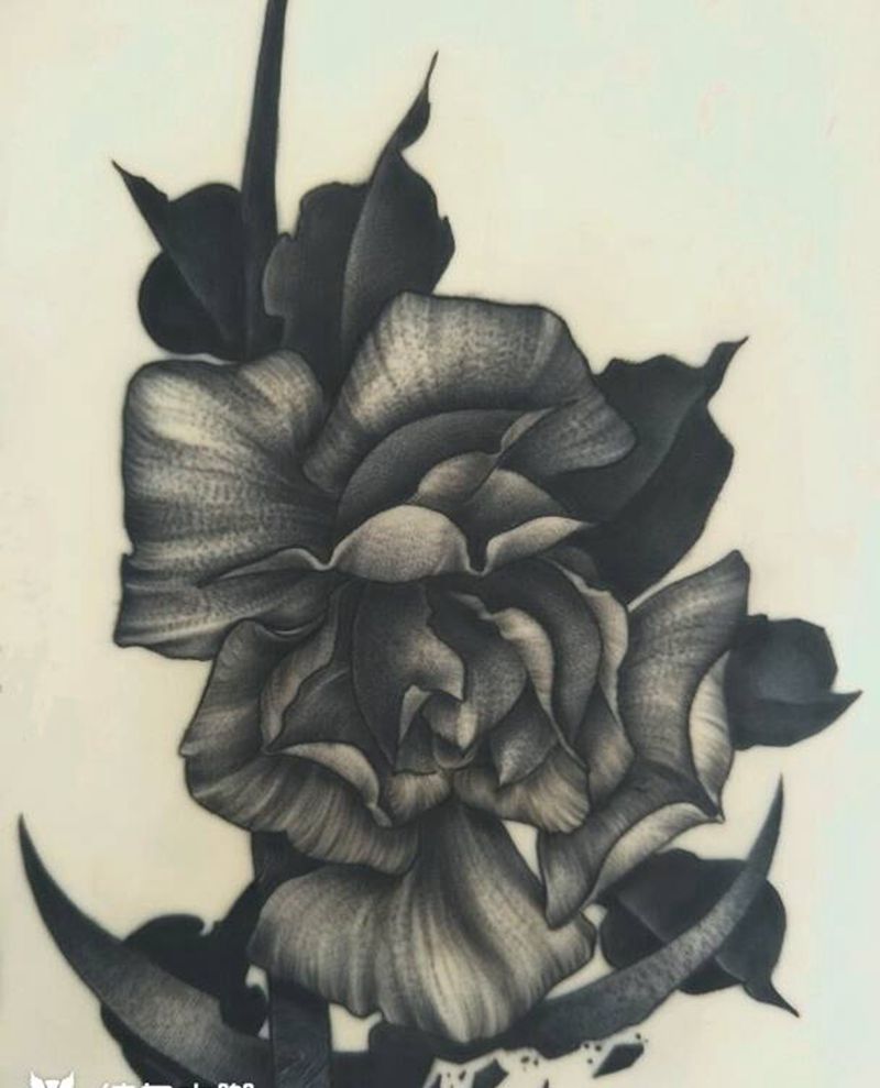 花纹身图片_肩部腹部腿部植物花卉纹身图案