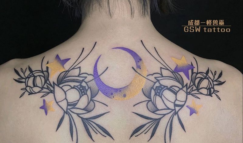茶花和紫月纹身图片_背部纹身图案