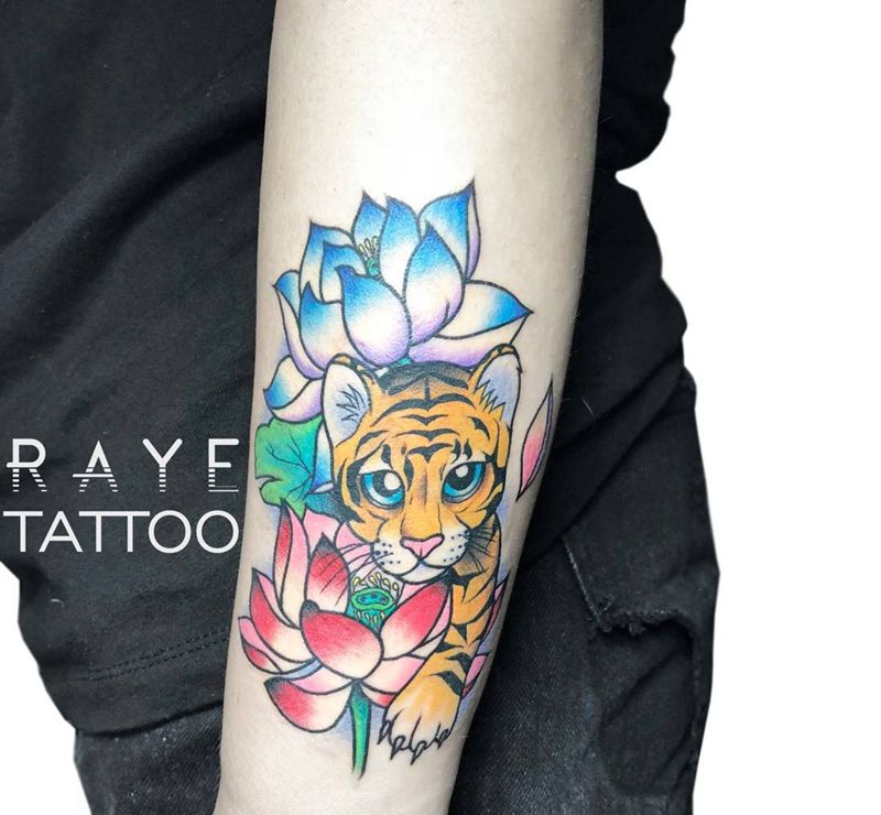 小脑斧纹身图片_成品手稿手臂欧美传统清新动物植物原创纹身图案