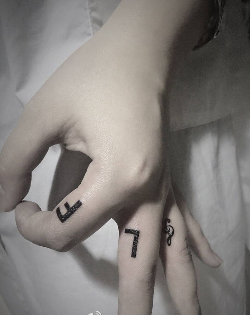 字母纹身图片_成品手部欧美清新字符图腾纹身图案