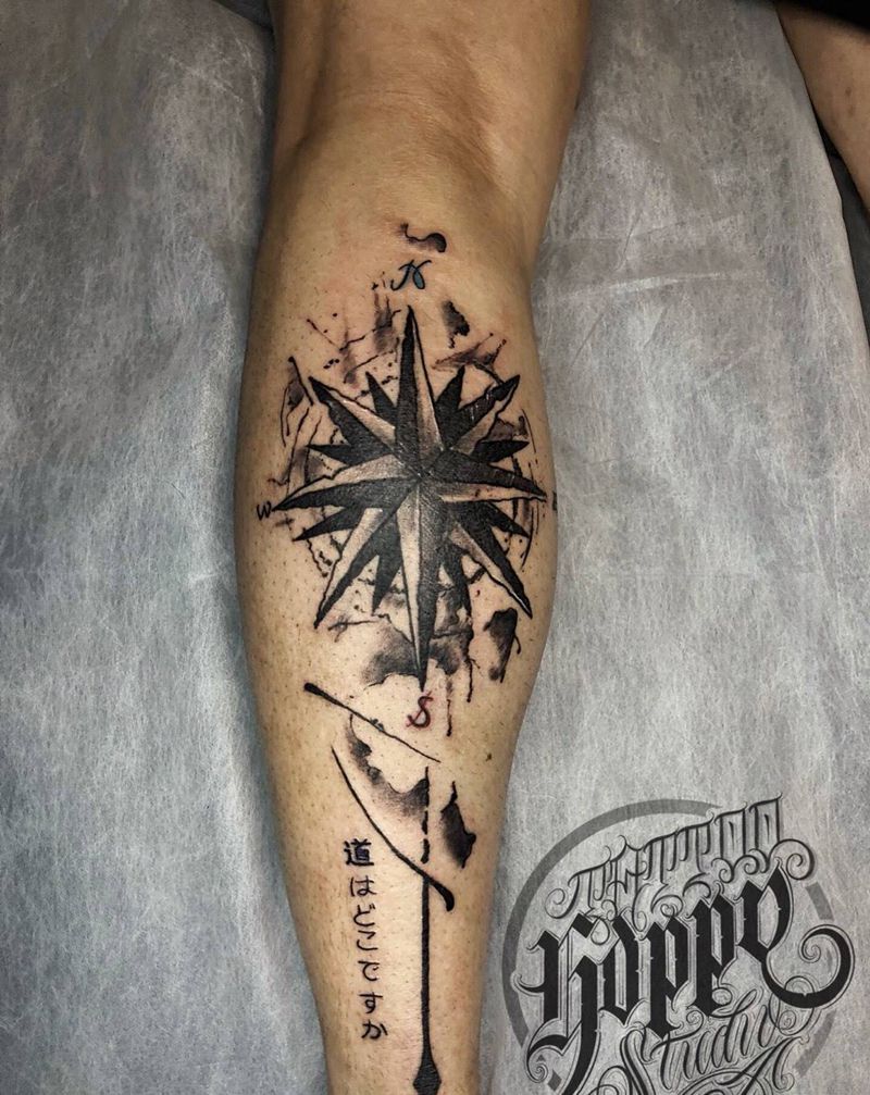 指南针纹身图片_脚部腿部New School水墨纹身图案
