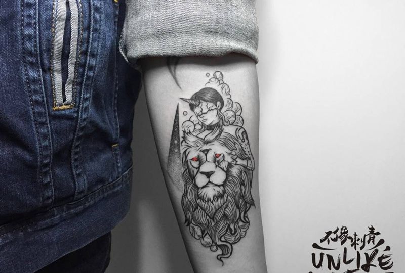狮子面具纹身图片_成品手臂欧美清新人物动物点刺线条纹身图案